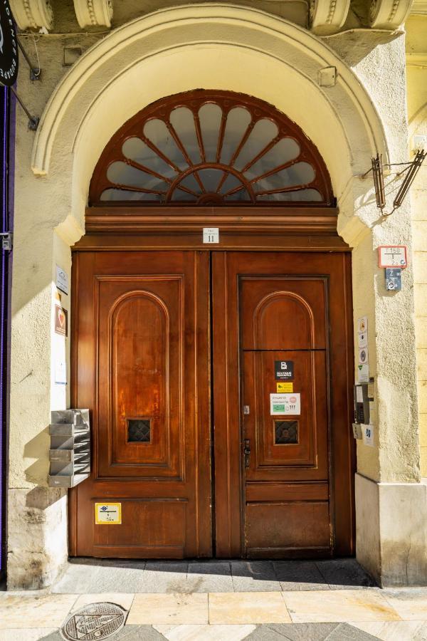Basilika View Elegant Suite Need Reservation For Free Parking Budapeszt Zewnętrze zdjęcie